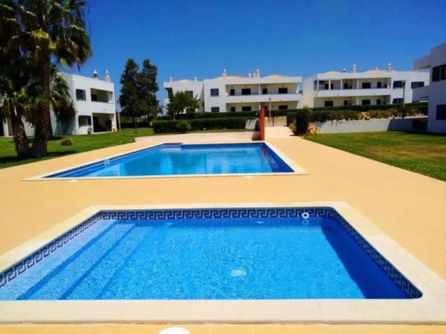 Lake Apartment - Pool And Sea View & Tennis Court & Bbq Pêra Εξωτερικό φωτογραφία