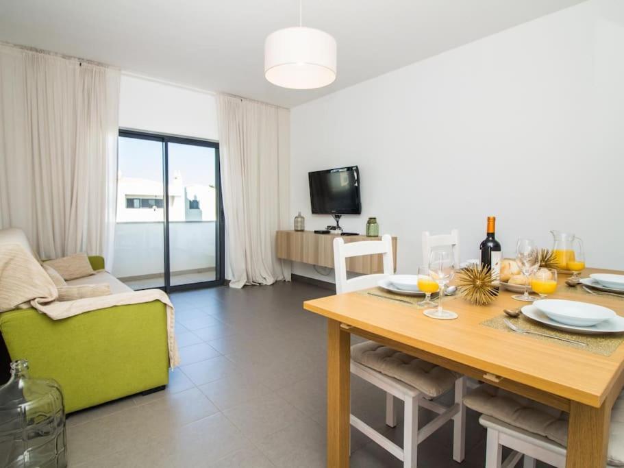 Lake Apartment - Pool And Sea View & Tennis Court & Bbq Pêra Εξωτερικό φωτογραφία